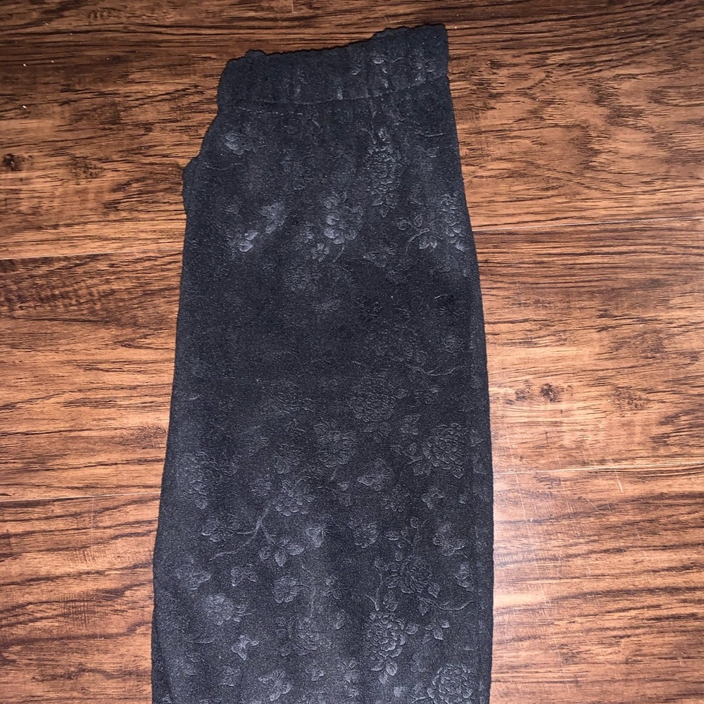 Thermal flower print black leggings